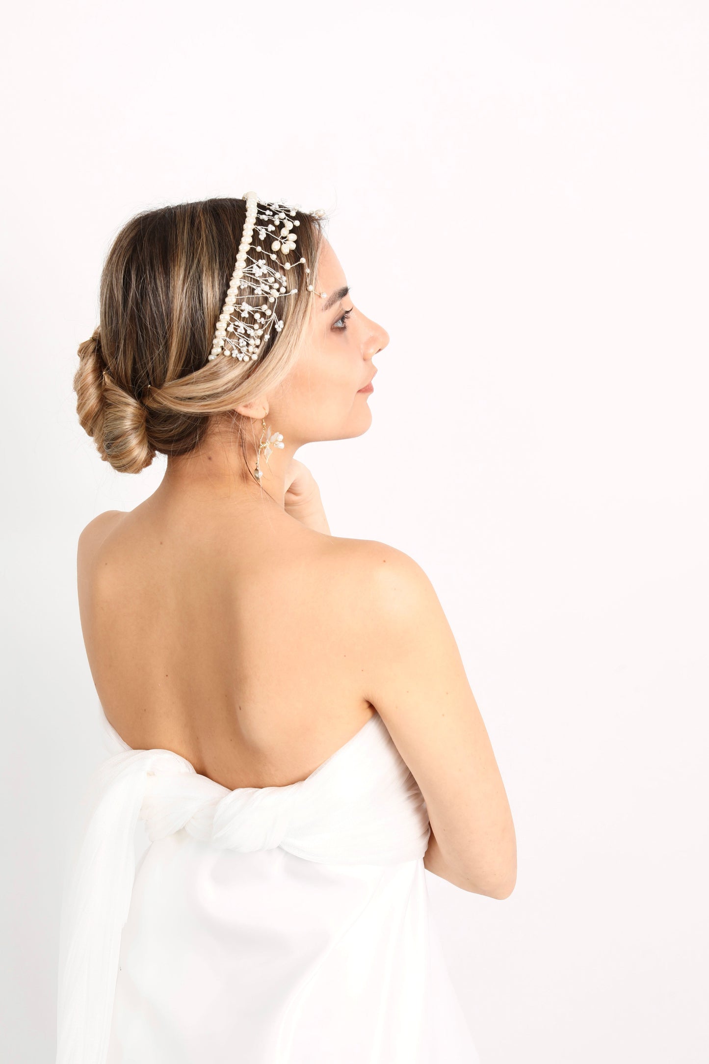 Minerva Crown