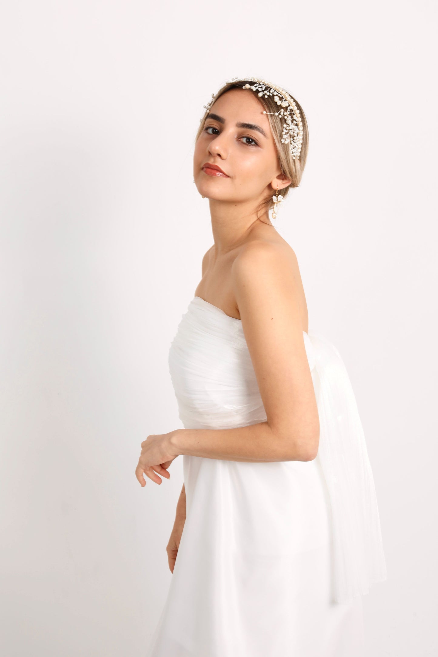 Minerva Crown
