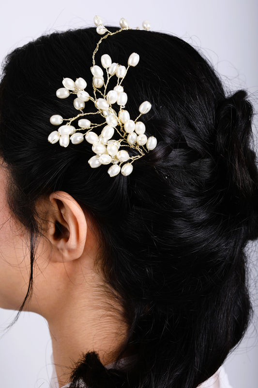 Helen Pearl Headpieces