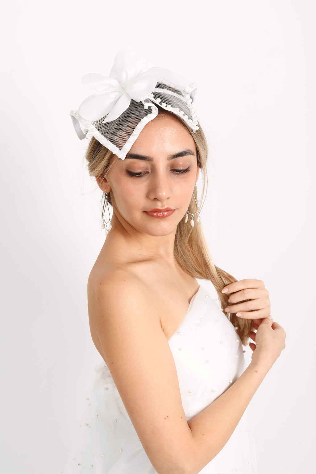 Leontia Voile