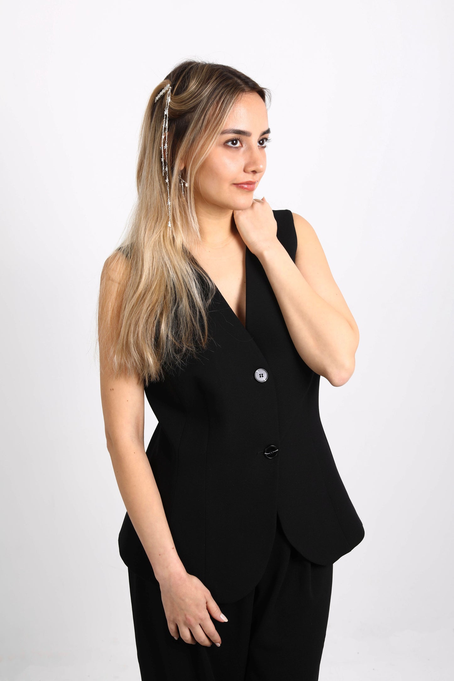 Tyche Hairclip 002
