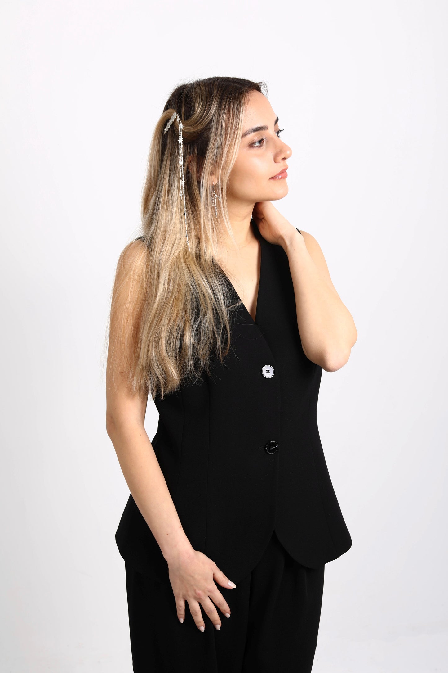 Tyche Hairclip 002